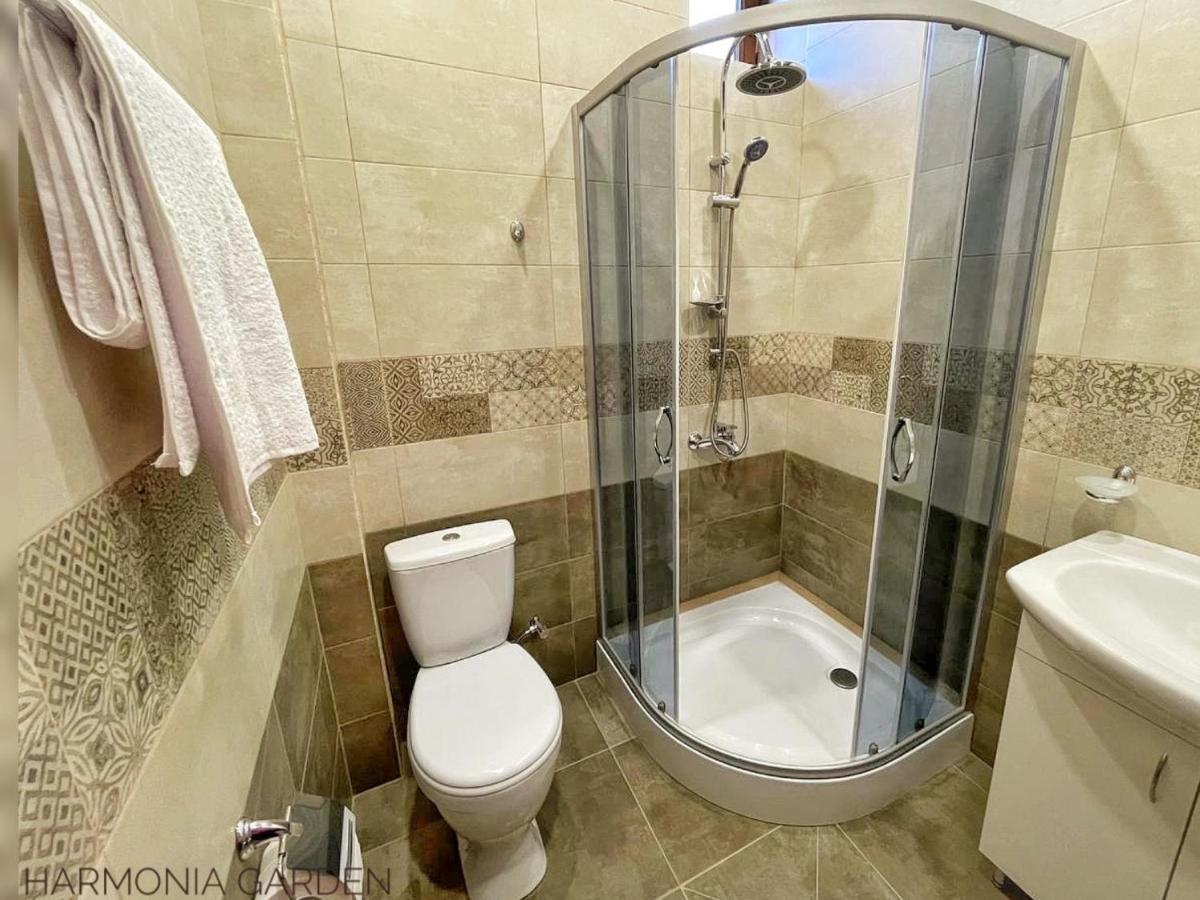 Harmonia Garden Gastroyard&Hotel Гарни Экстерьер фото